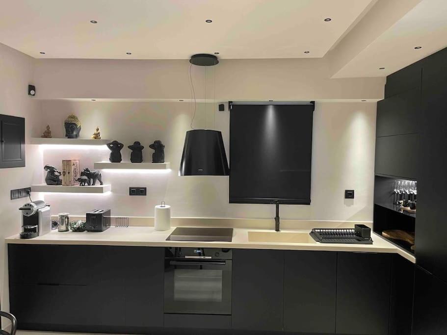 Lagonisi Luxury Appartment 2 By The Sea Bagian luar foto